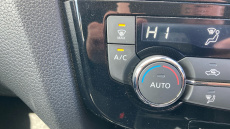 Nissan Qashqai 1.5 dCi N-Connecta 5dr Diesel Hatchback